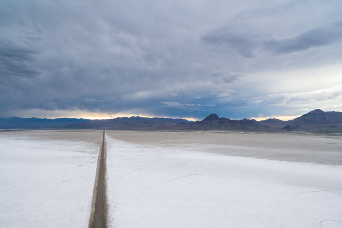 Solving Thick-Lift Challenges Road by Salt Flats