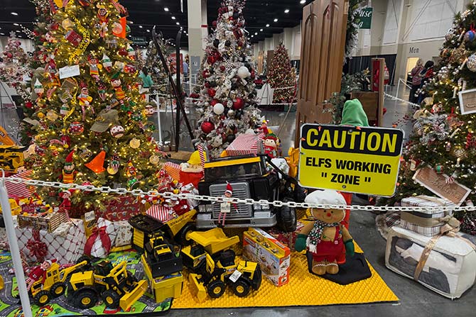 Construction-themed Christmas tree display